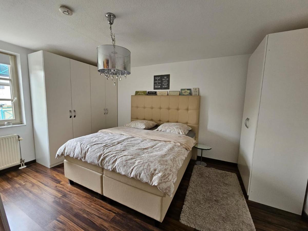 Ferienwohnung Uebernachten Sie Im Wunderschoenen Weiden Köln Exterior foto